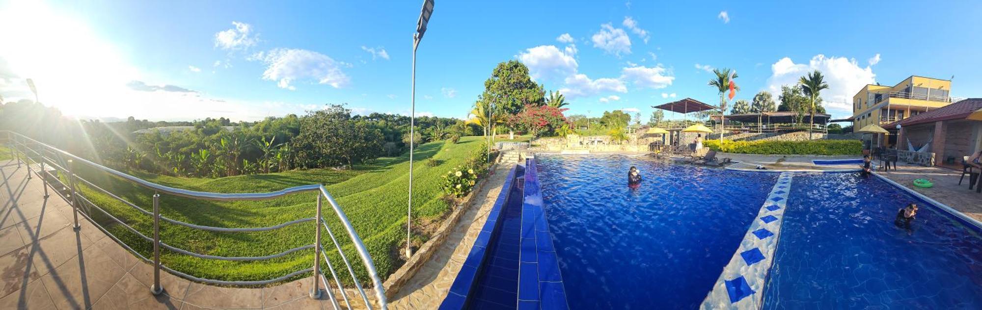 Hotel Campestre Los Mangos Quimbaya Eksteriør billede